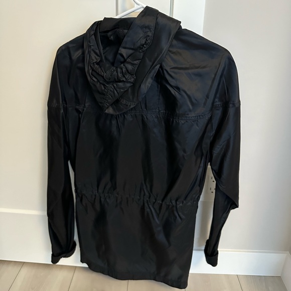 NIKE Women’s Jacket - Picture 4 of 5